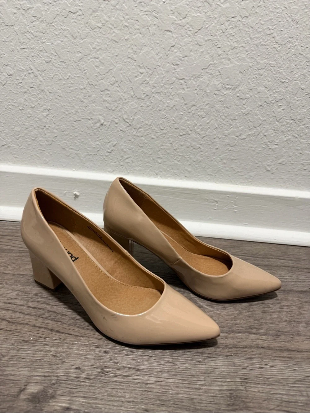 Abound sleek patent